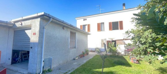 Дом с 10 комнатами в Мартинсикуро, Италия № 118723 38