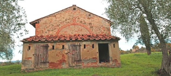 6 bedrooms House in Peccioli, Italy No. 365 6