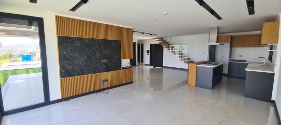 Property 4 chambres à Kusadasi, Turkey No. 22329 11