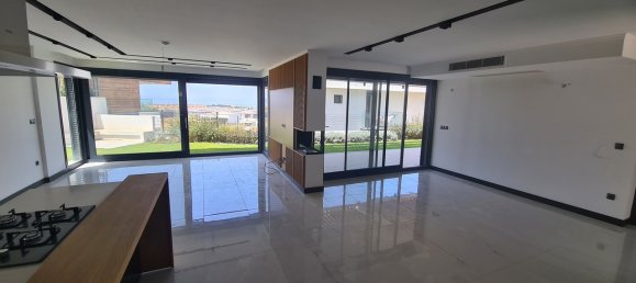 Property 4 chambres à Kusadasi, Turkey No. 22329 28