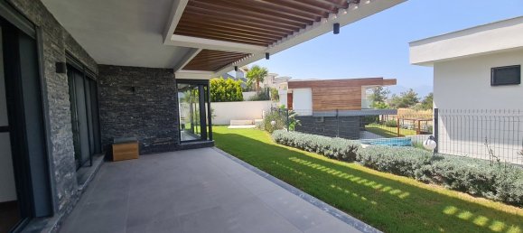 Property 4 chambres à Kusadasi, Turkey No. 22329 3