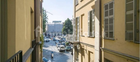 Studio in Turin, Italy No. 270151 4