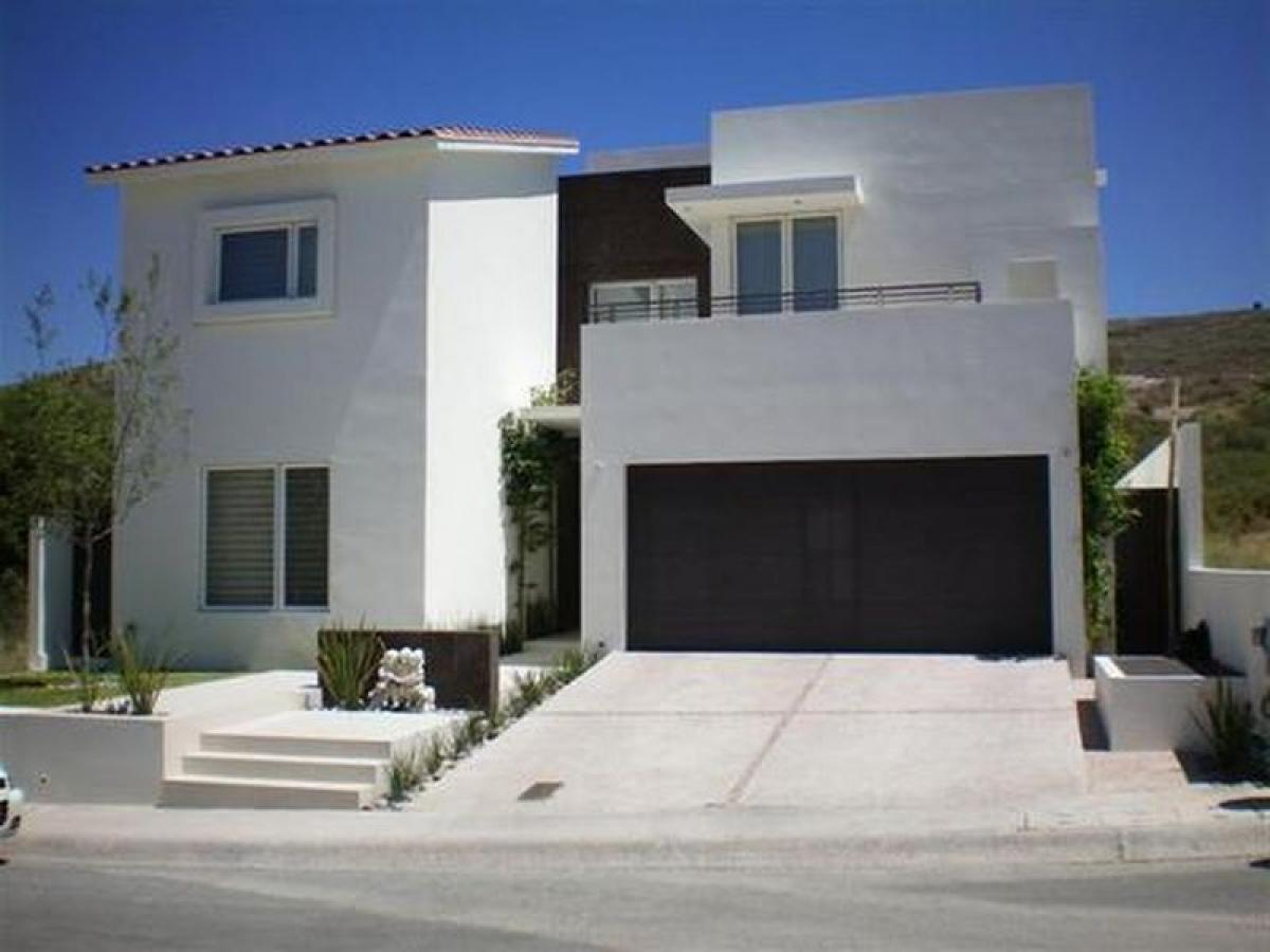 4 bedrooms House in Chihuahua, Mexico No. 189903