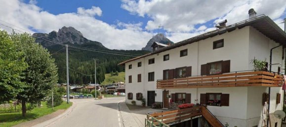 10 rooms House in Santo Stefano di Cadore, Italy No. 116767 2