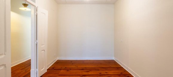 4 bedrooms Apartment in Lisbon, Portugal No. 101196 16