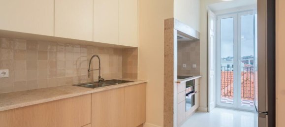 4 bedrooms Apartment in Lisbon, Portugal No. 101196 5