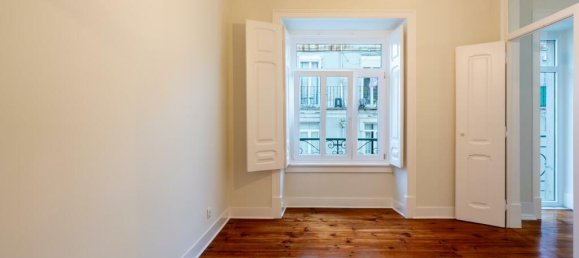 4 bedrooms Apartment in Lisbon, Portugal No. 101196 18