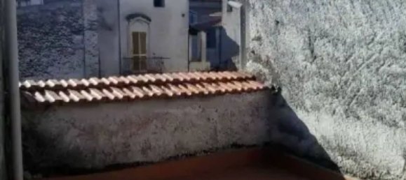 3 rooms House in Carinola, Italy No. 121520 7