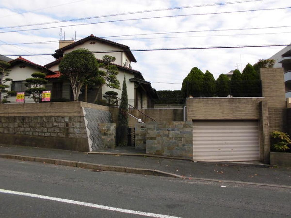 5 bedrooms House in Fukuoka, Japan No. 369