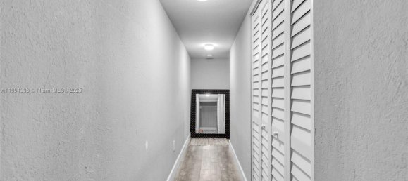 4 bedrooms Commercial property for sale in Miami, Miami-Dade, Florida, USA № 614763 17