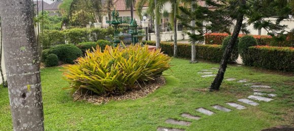 Café/restaurante de 3 dormitorios en Pattaya, Thailand No. 1520 5