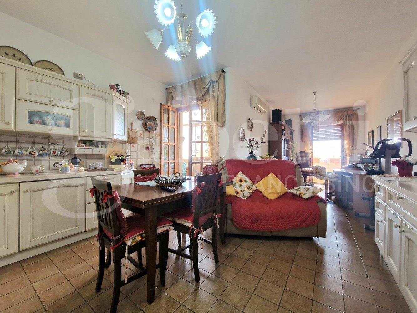 3 chambres Appartement à Elmas, Italy No. 389999