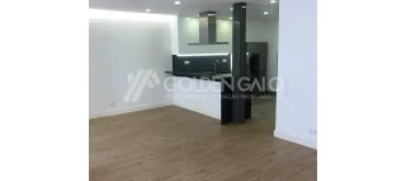 3 bedrooms Apartment in Lisbon, Portugal No. 141620 4