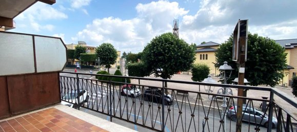 4 bedrooms Apartment in Lariano, Italy No. 338017 9