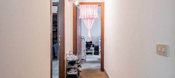 Apartamento T3 em San Donato Milanese, Italy N.º 87716 16