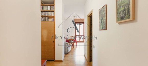 3 bedrooms Penthouse in Varese, Italy No. 4216 57