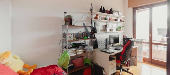 3 bedrooms Penthouse in Varese, Italy No. 4216 21