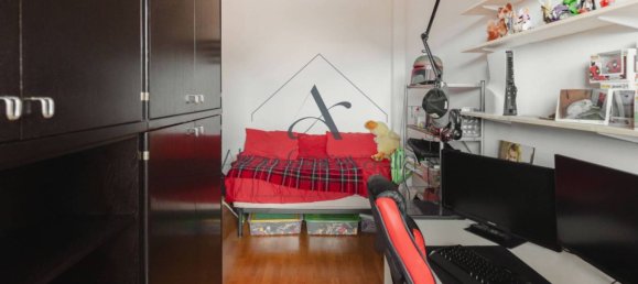 3 bedrooms Penthouse in Varese, Italy No. 4216 18