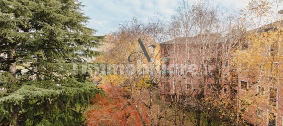 3 bedrooms Penthouse in Varese, Italy No. 4216 2