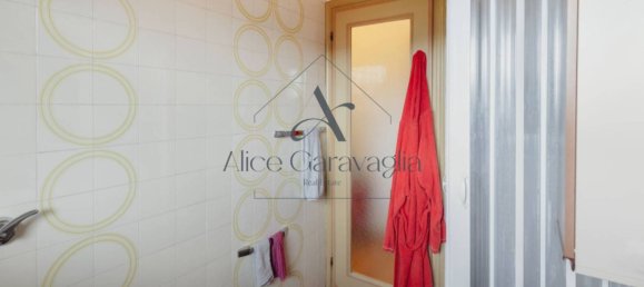3 bedrooms Penthouse in Varese, Italy No. 4216 28