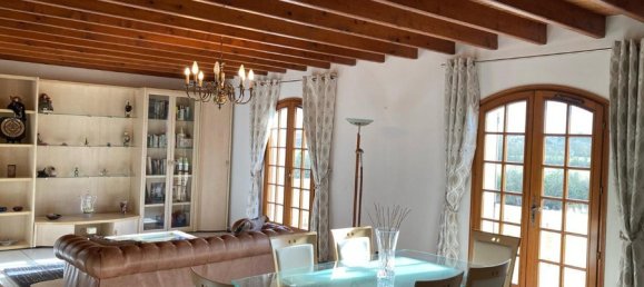 3 bedrooms House in Pauillac, France No. 292838 5