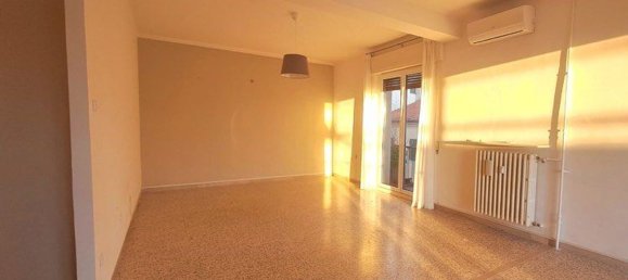 4غرفة شقة في Ancona, Italy رقم 217681 3