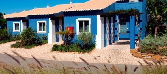 Hotel en Luz, Portugal 3000 m² No. 135917 2