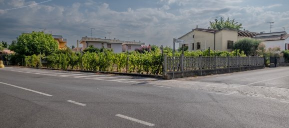 700m² Land in Castel Goffredo, Italy No. 311267 3