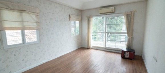 3 chambres Maison à Bang Yai, Thailand No. 67949 10