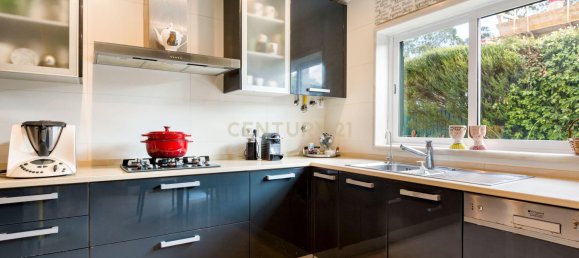 5 bedrooms Villa in Sintra, Portugal No. 128002 3