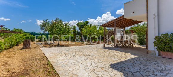 Вилла с 3 спальнями в Валенцано, Италия № 281470 24