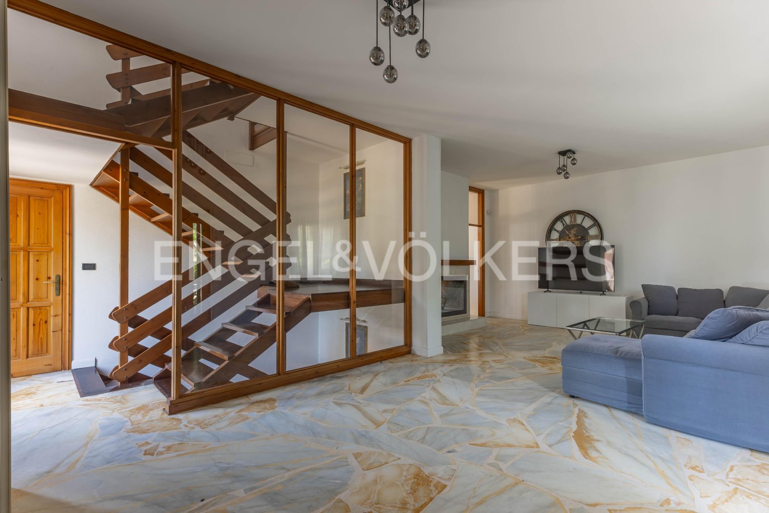 Вилла с 3 спальнями в Валенцано, Италия № 281470