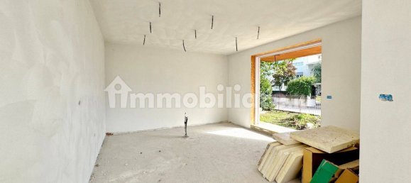 4 bedrooms Villa in Cassola, Italy No. 60093 11