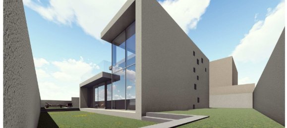 Land in Montlhery, France No. 167629 3