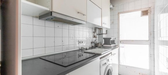 2 bedrooms Apartment in Madrid, Spain No. 141591 2