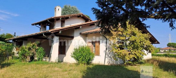 3 bedrooms Villa in Robecchetto con Induno, Italy No. 273280 2