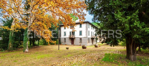 21 room Villa in Riolo Terme, Italy No. 138750 26