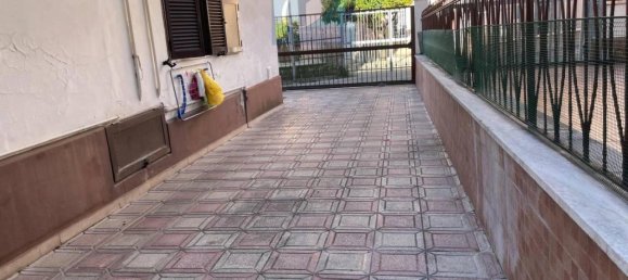 3غرفة شقة في Monterotondo, Italy رقم 32005 31