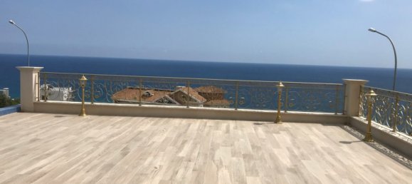 4 bedrooms Villa in Limassol, Cyprus No. 12681 4