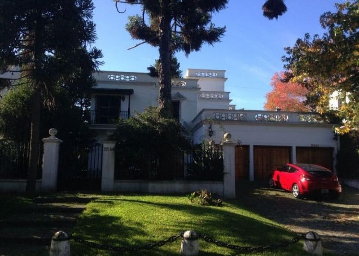 4 bedrooms House in San Isidro, Argentina No. 61634