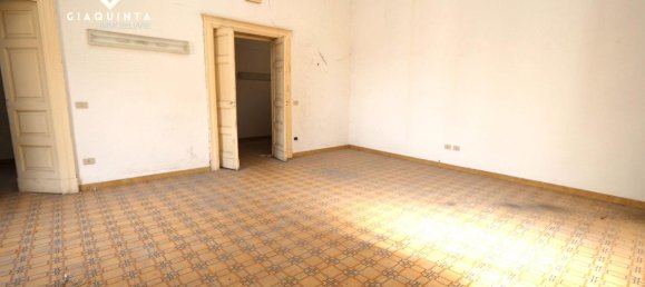 11 rooms House in Palagonia, Italy No. 232412 6