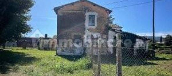 4 bedrooms House in Terni, Italy No. 353846 2