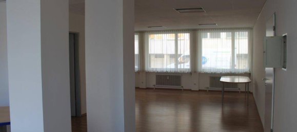 Oficina de 2 habitaciónes en Bregenz, Austria No. 99098 9