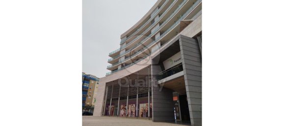 159m² Building in Barreiro, Portugal No. 196859 10