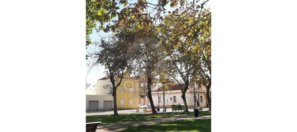 159m² Building in Barreiro, Portugal No. 196859 11