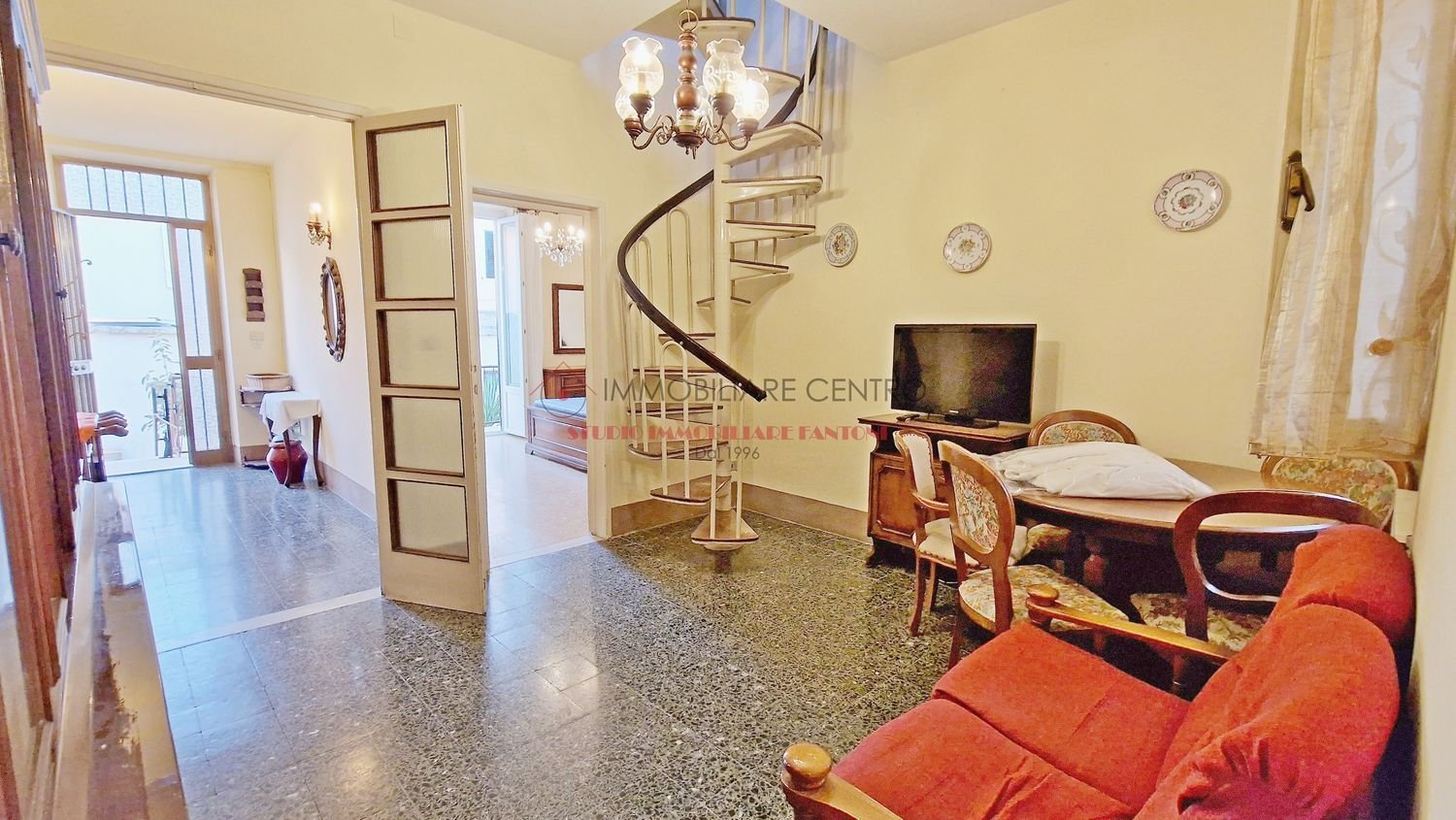 6 rooms Duplex in Viareggio, Italy No. 218794