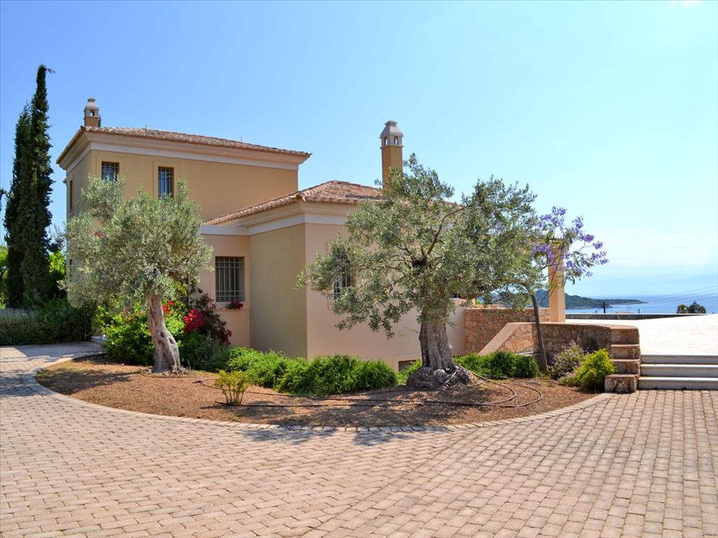 Villa T4 em Kranidi, Greece N.º 7169