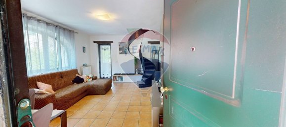 3 rooms Apartment in Avegno, Italy No. 32686 2