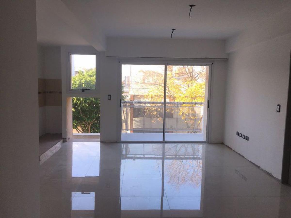 Studio in Buenos Aires, Argentina No. 98348