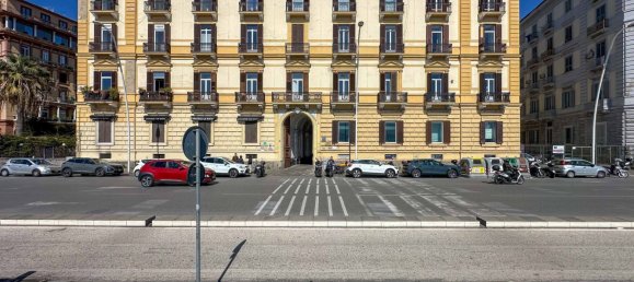 Apartamento de 6 divisões em Naples, Italy N.º 12393 26